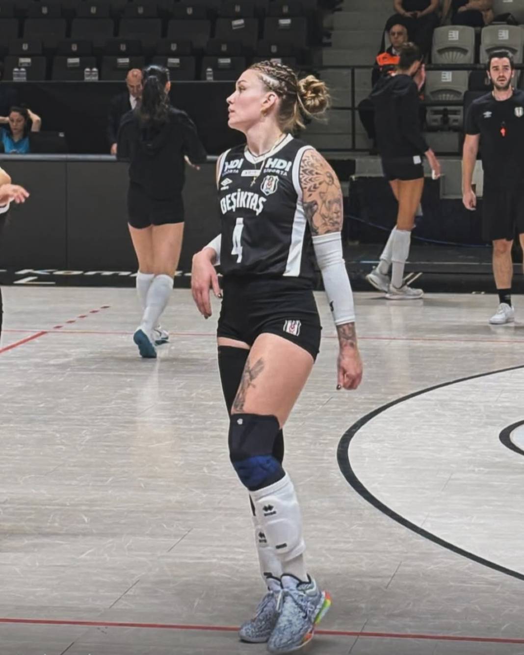 Ne diyorsun Julia! Uğradığı tacizi açıkladı ve ekledi: Beşiktaş havalara uçurdu 1